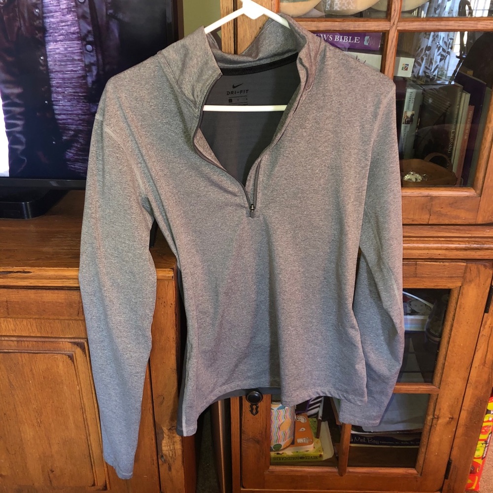 nike quarter zip